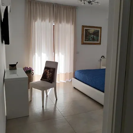 Rosy's בית הארחה